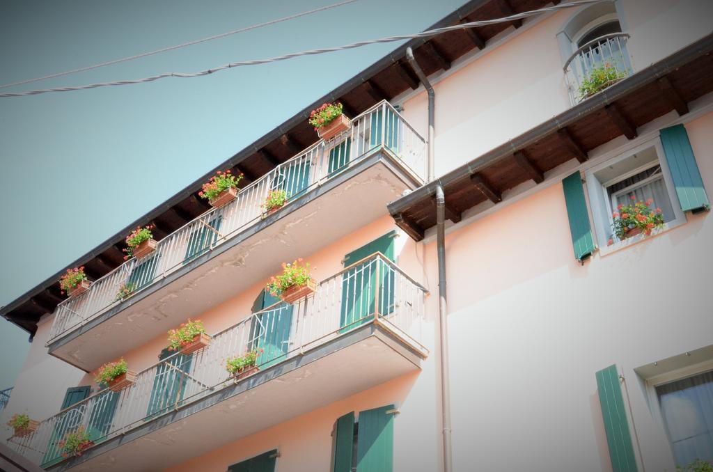 Hotel La Piazzetta Vidiciatico Ngoại thất bức ảnh