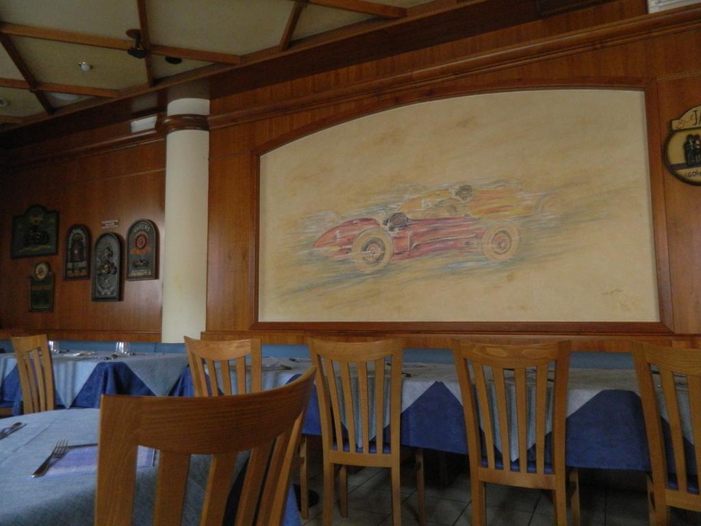 Hotel La Piazzetta Vidiciatico Ngoại thất bức ảnh